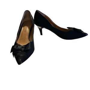 J. Renee Black Patent Leather & Suede Pumps with Lace Bow Details Size 7